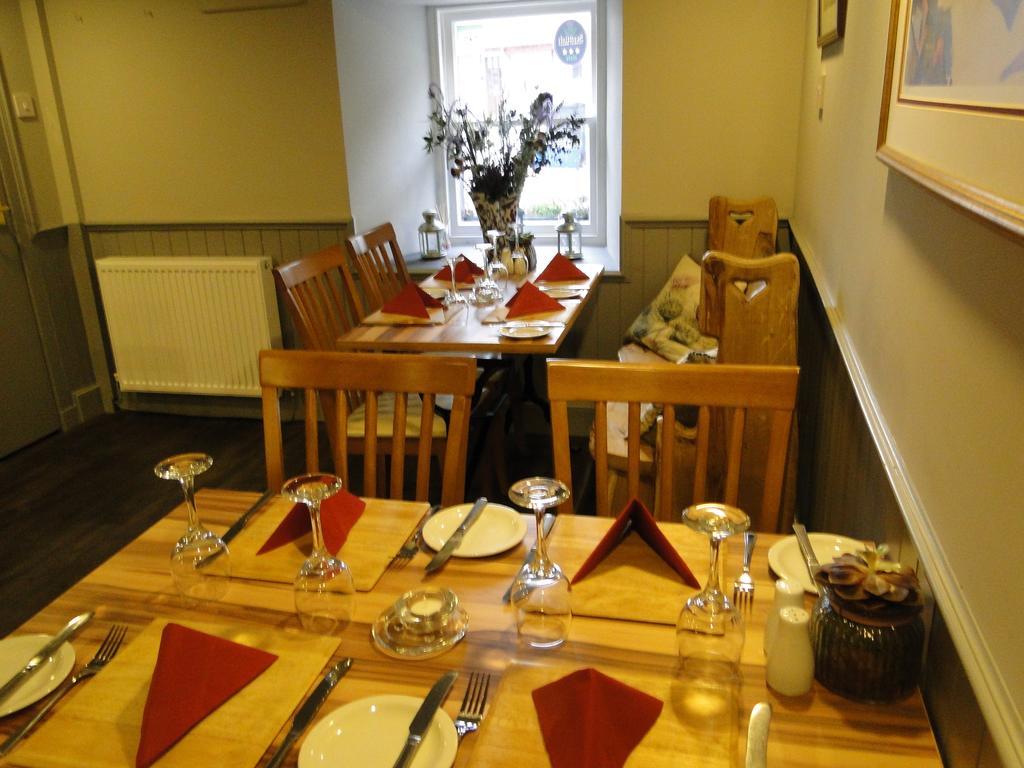 The Red Lion Inn Doune Buitenkant foto